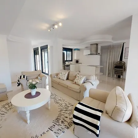 Apartment Zenia 8 Sleeps - Private Pool *